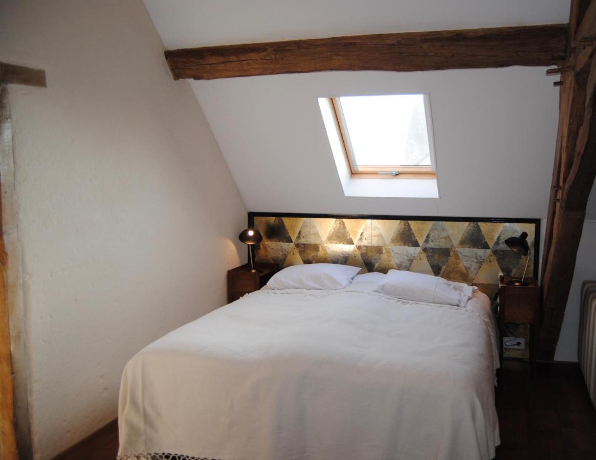 Chambres D'Hotes Domaine Les Grands Perons Herisson Екстер'єр фото